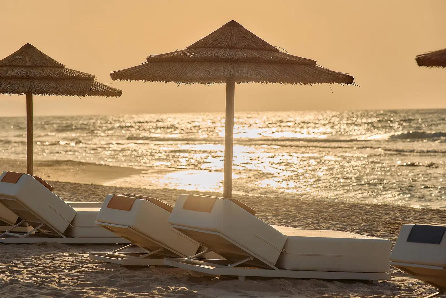 Paralos Kosta Alímia BEACH