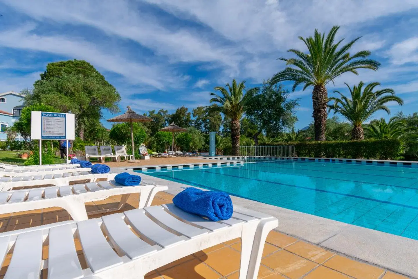 Govino Bay OUTDOOR_POOL