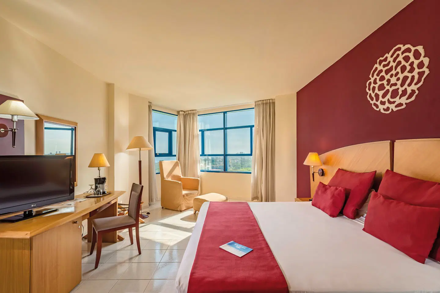 Aston Panorama ROOM_EXAMPLE