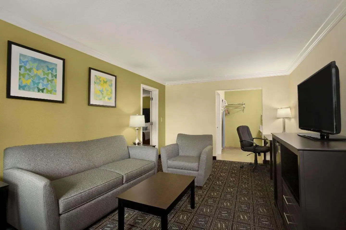 Ramada by Wyndham Anaheim Maingate North ROOM_EXAMPLE