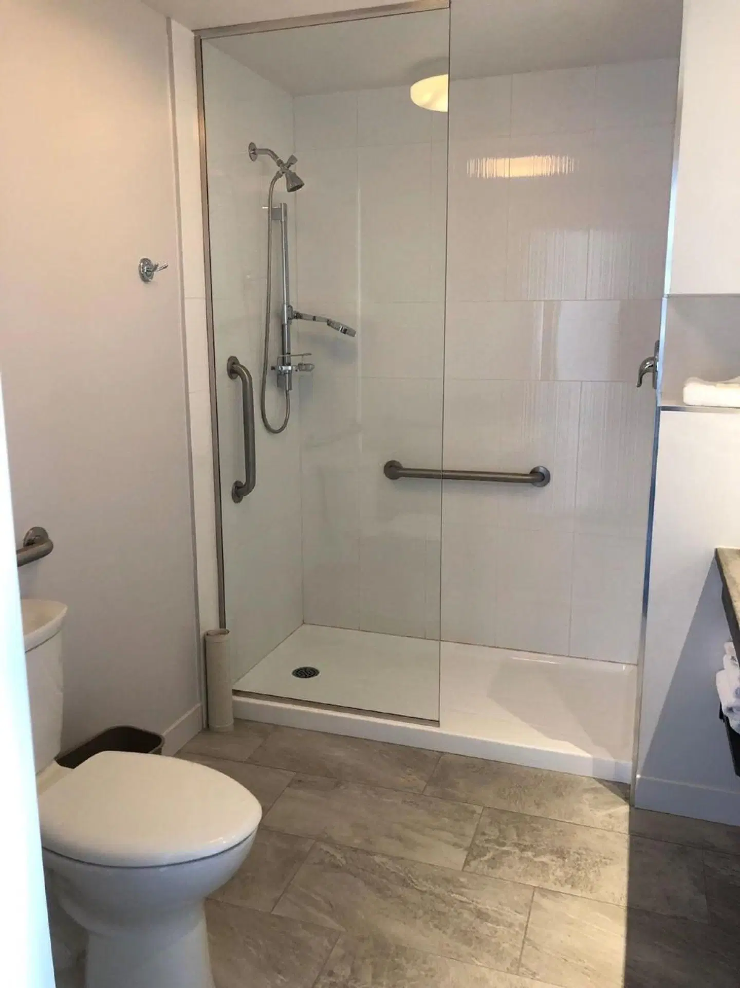 Château Madelinot Badezimmer