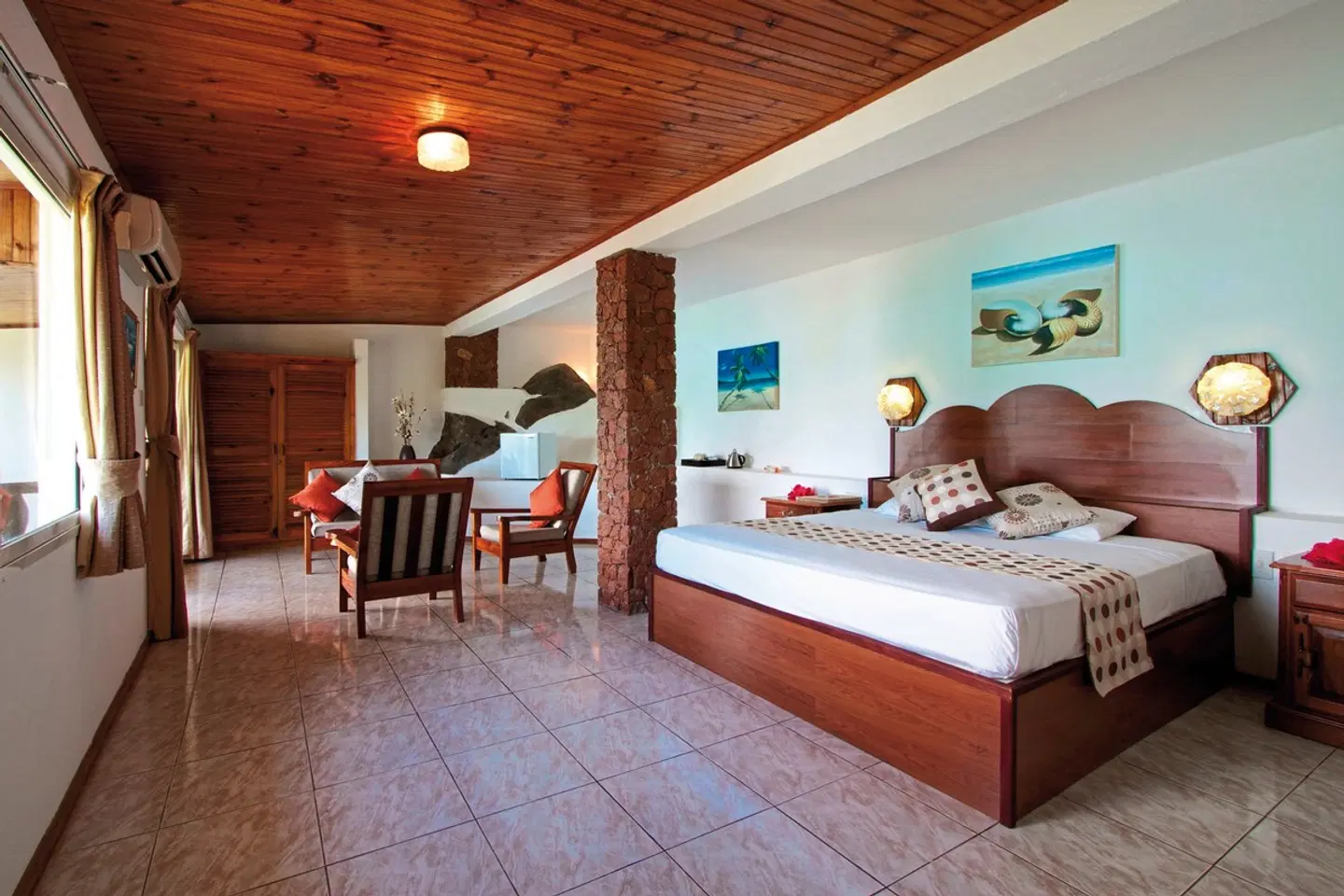 Chalets Cote Mer LOUNGE_LOBBY