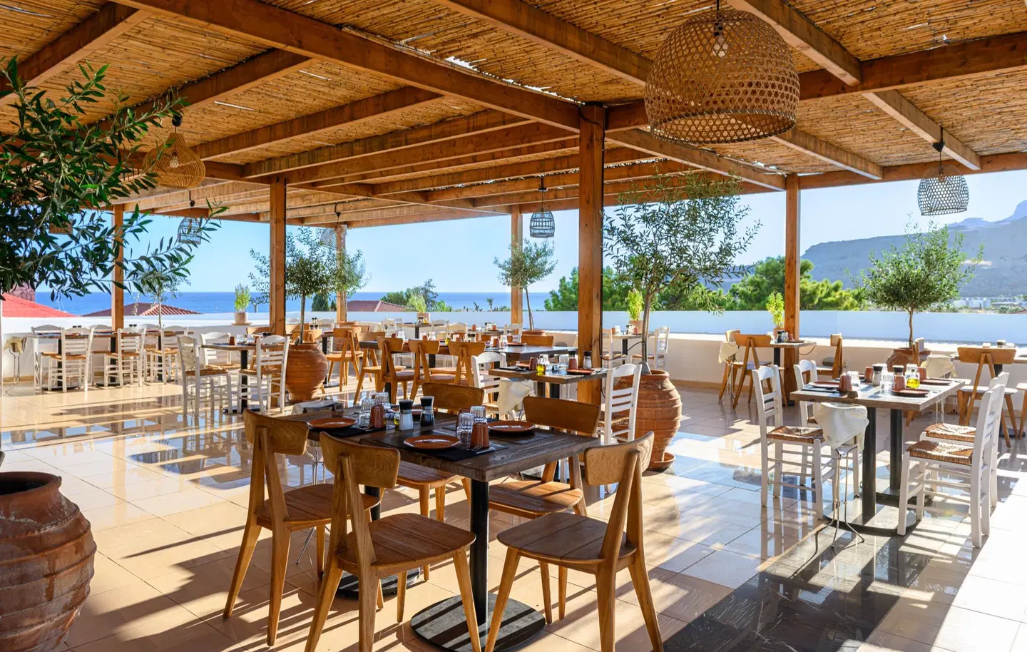 Costa Lindia Beach Resort & Spa Terrasse