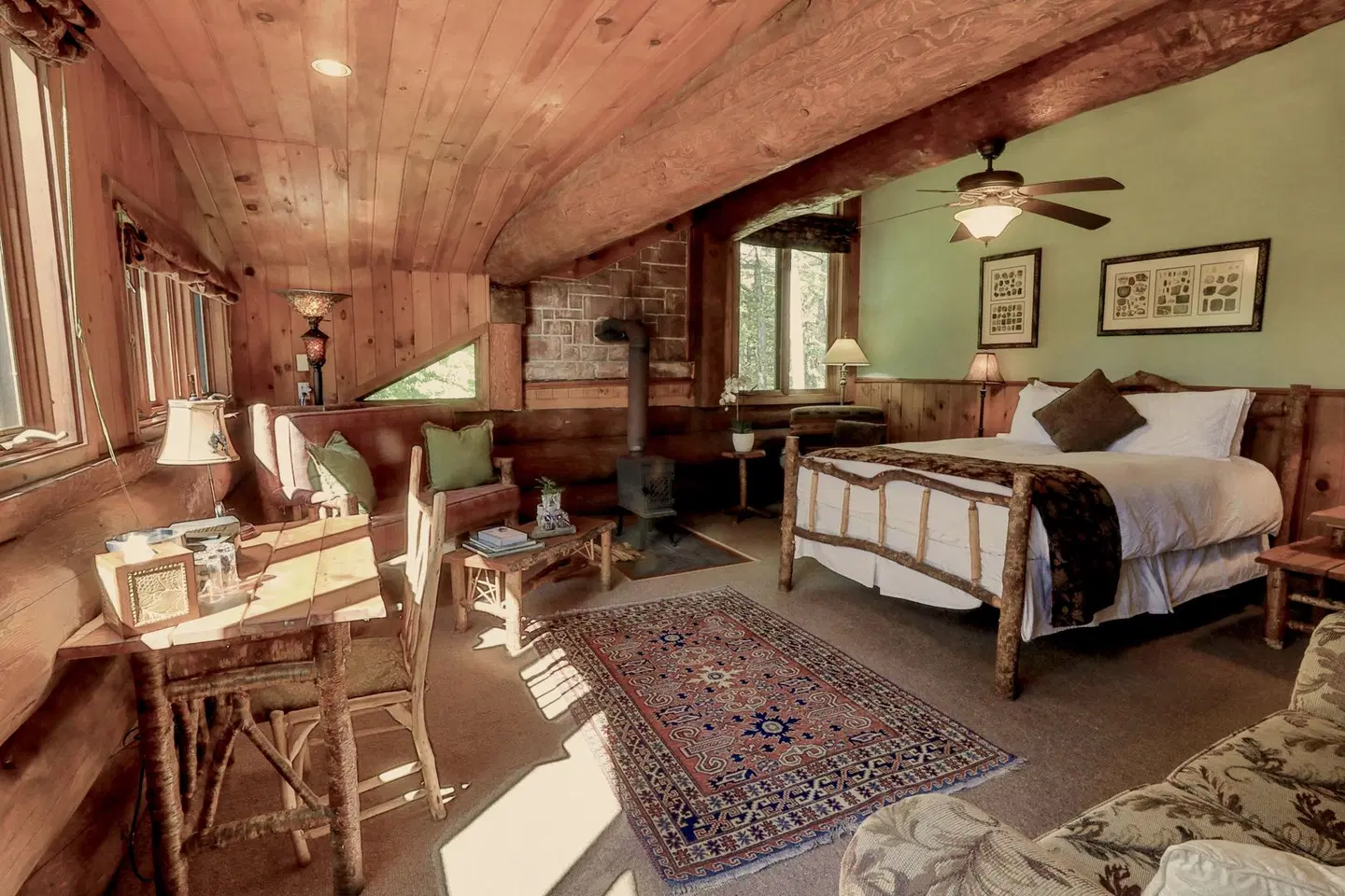 Trout Point Lodge of Nova Scotia LOUNGE_LOBBY