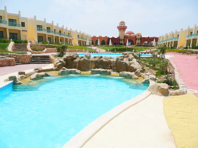 Onatti Beach Resort OUTDOOR_POOL