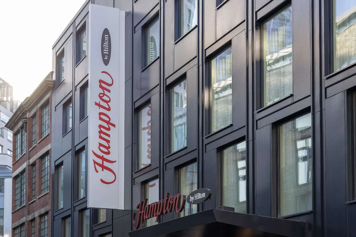 Hampton by Hilton London Old Street EXTERIOR