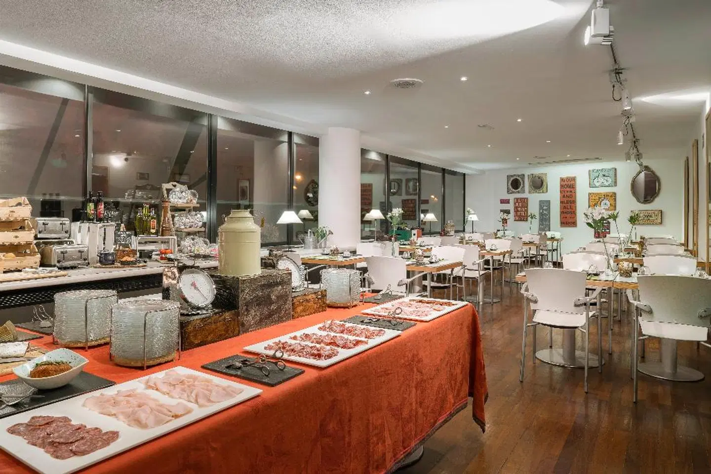 Vincci Soma Restaurant