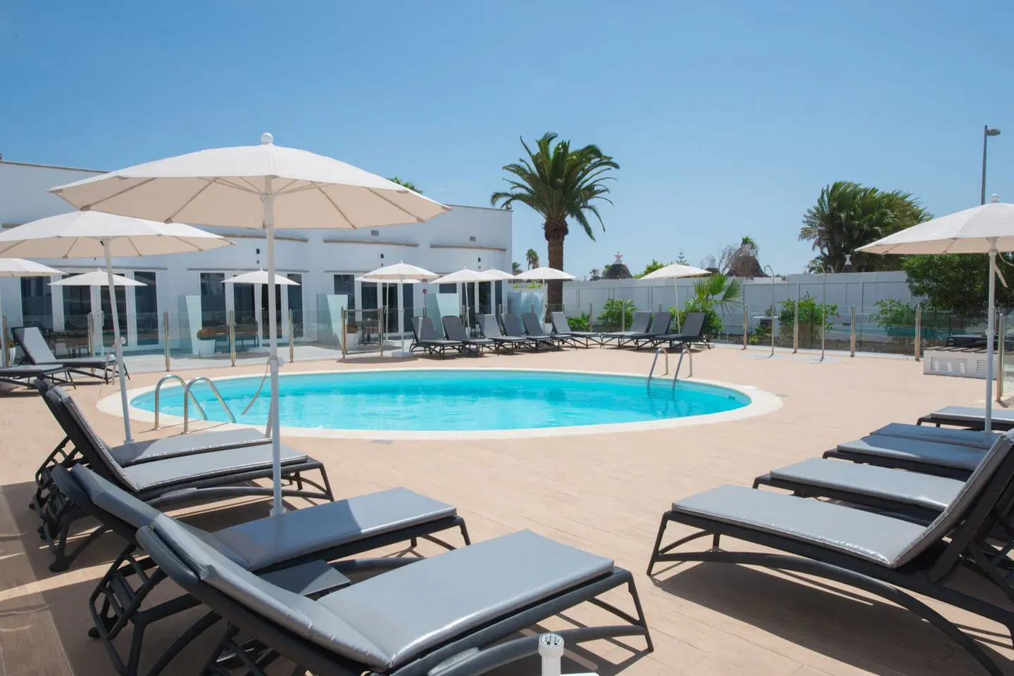 Islas Paraiso Bungalows OUTDOOR_POOL