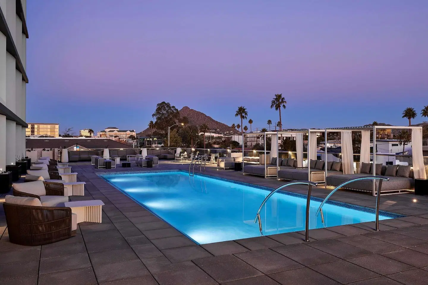 Senna House Scottsdale, Curio Collection By Hilton OUTDOOR_POOL