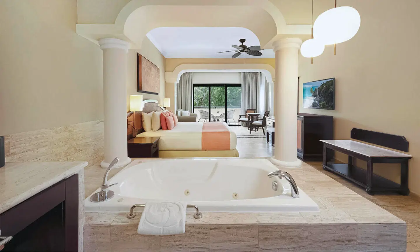 Grand Palladium Select White Sand Badezimmer