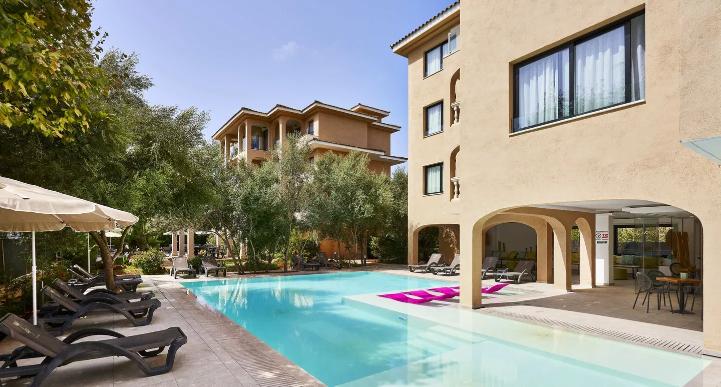 Apartamentos Sinfony OUTDOOR_POOL