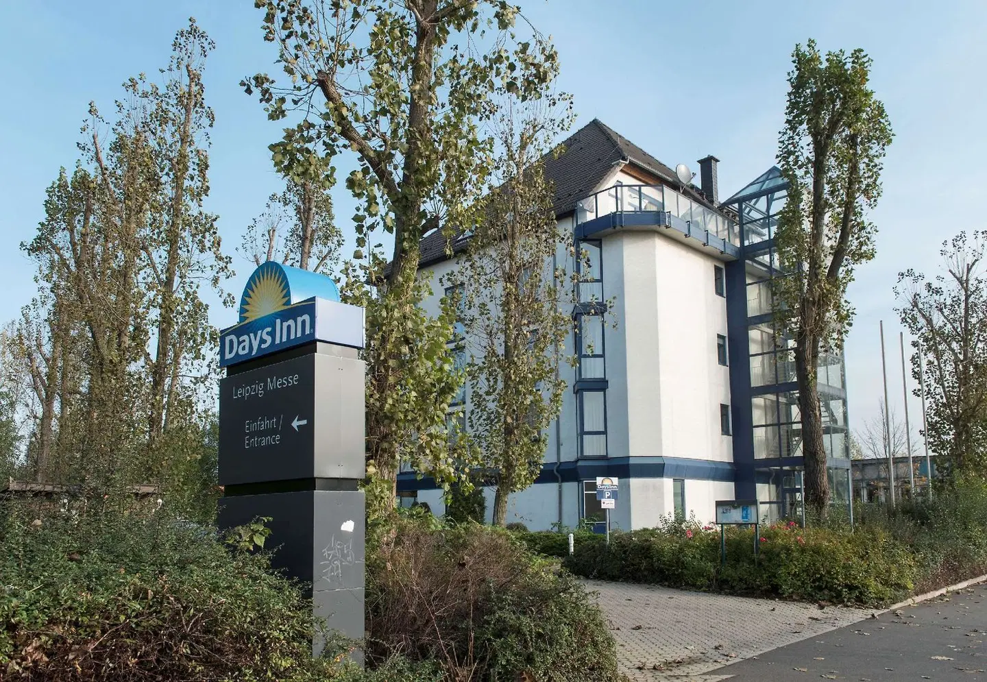 Days Inn by Wyndham Leipzig Messe EXTERIOR