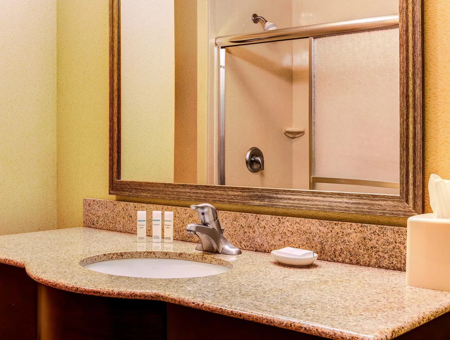 Hampton Inn Pendleton Badezimmer