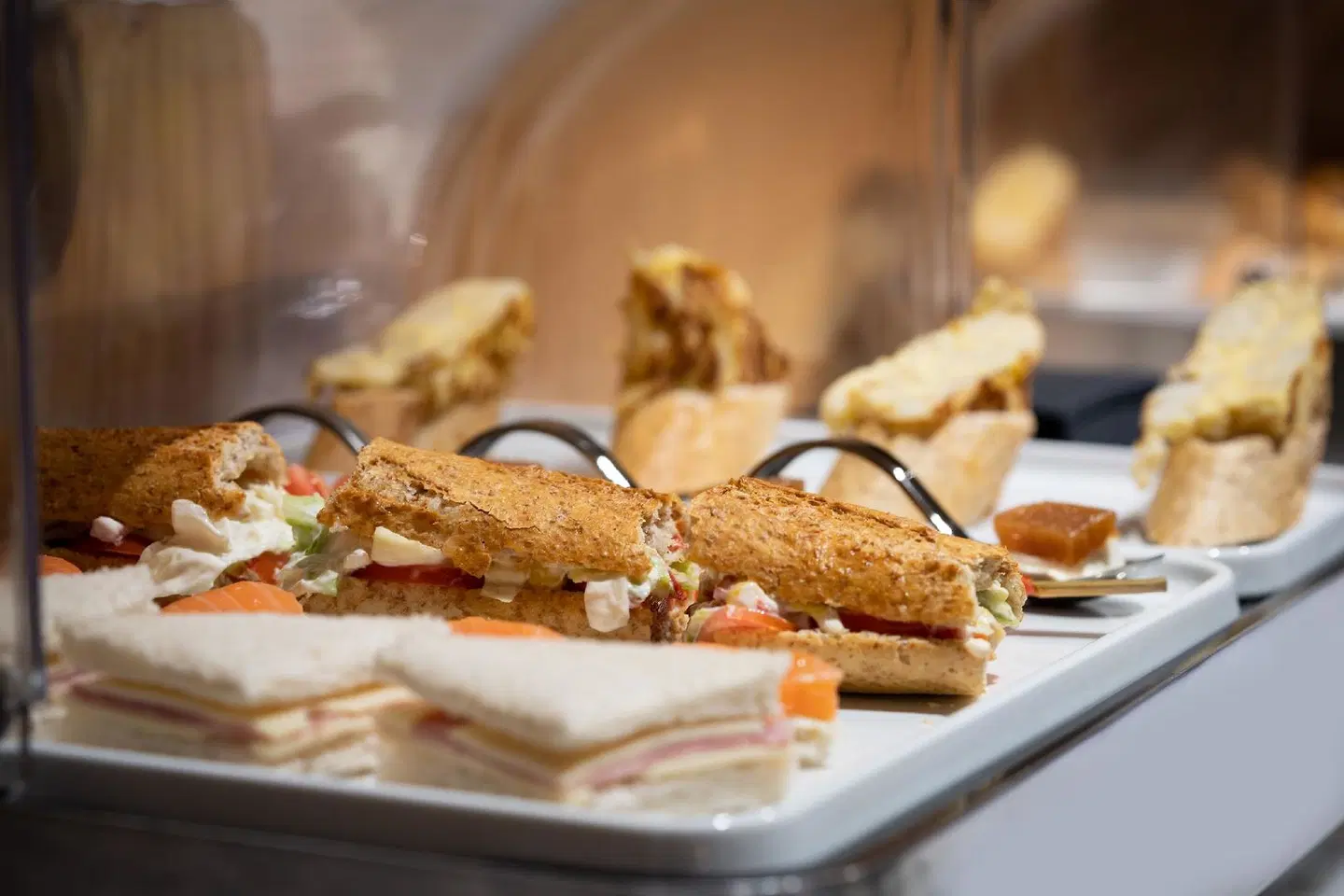 Catalonia Las Cortes HEALTH_BEAUTY