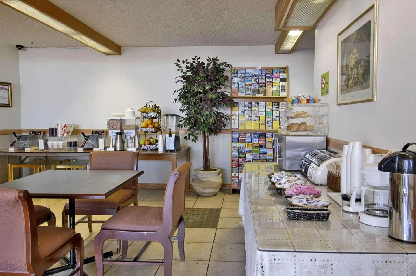 Days Inn by Wyndham Mt. Vernon LOUNGE_LOBBY