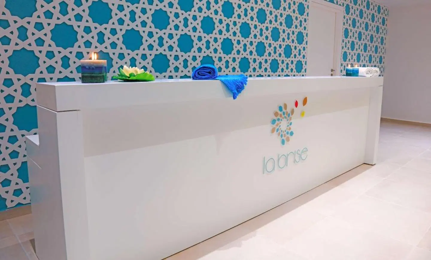 White Olive Marine Aquapark Badezimmer