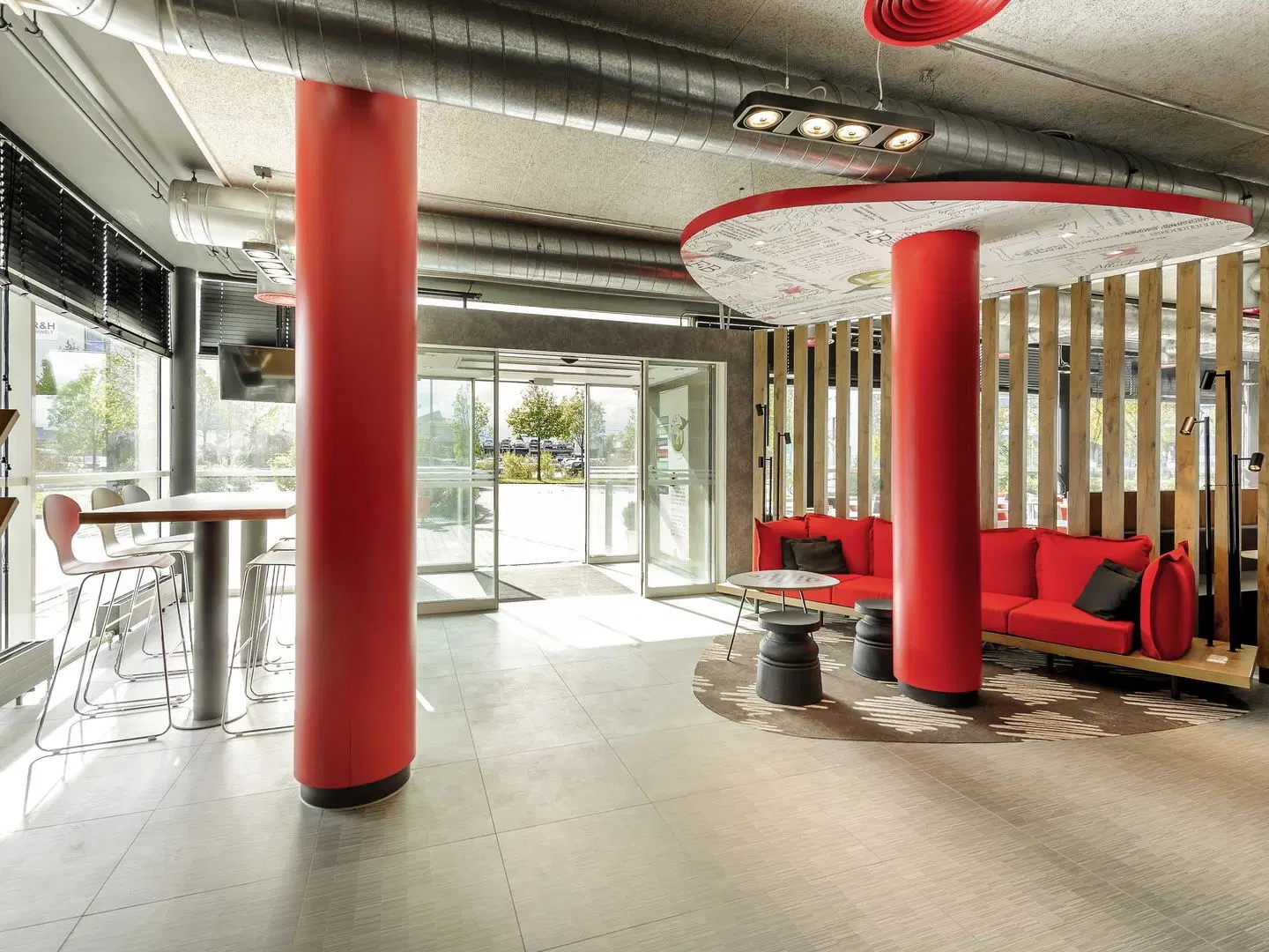 ibis Munich Messe LOUNGE_LOBBY