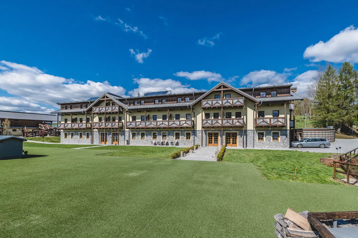 Hotel Relax EXTERIOR