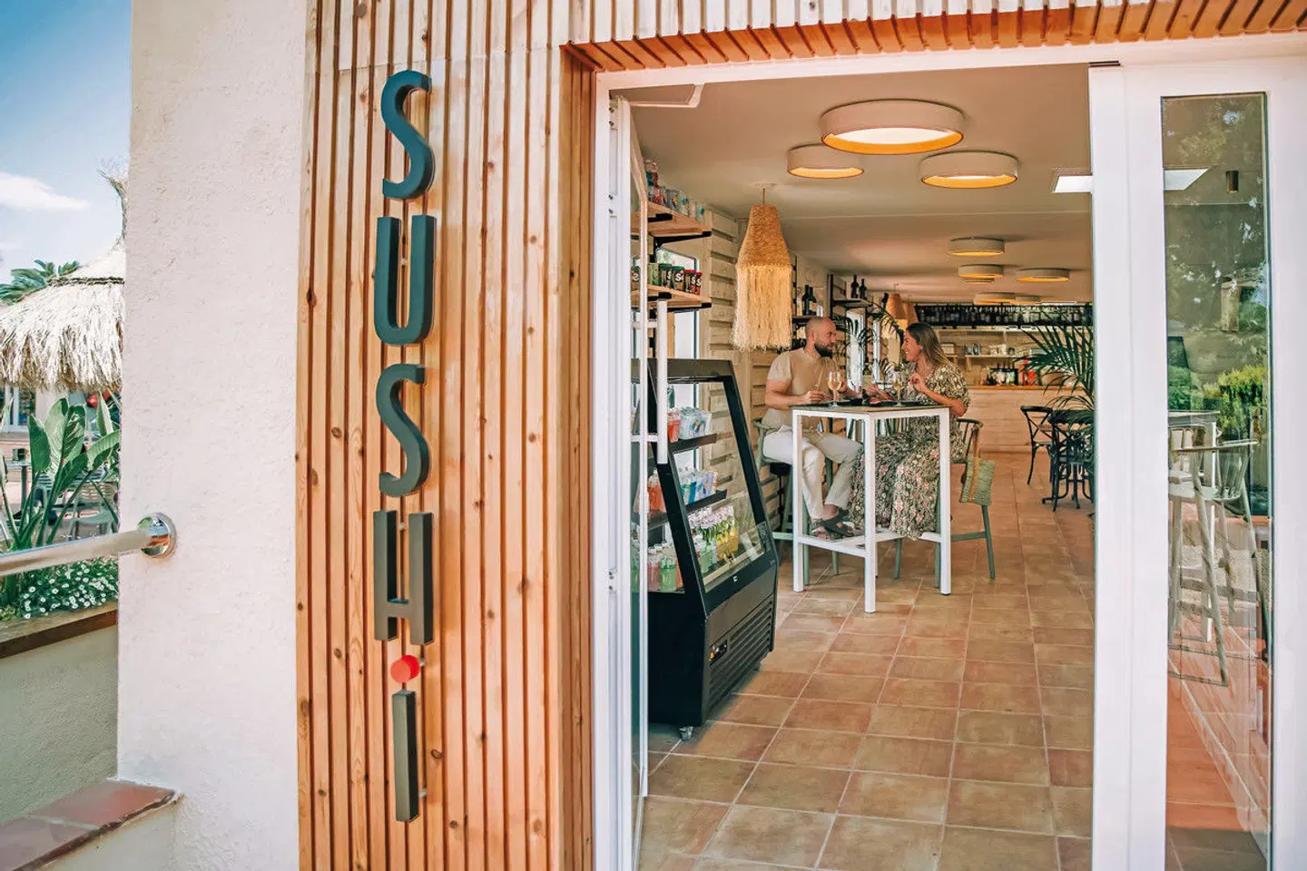 Tamarit Beach Resort Bar