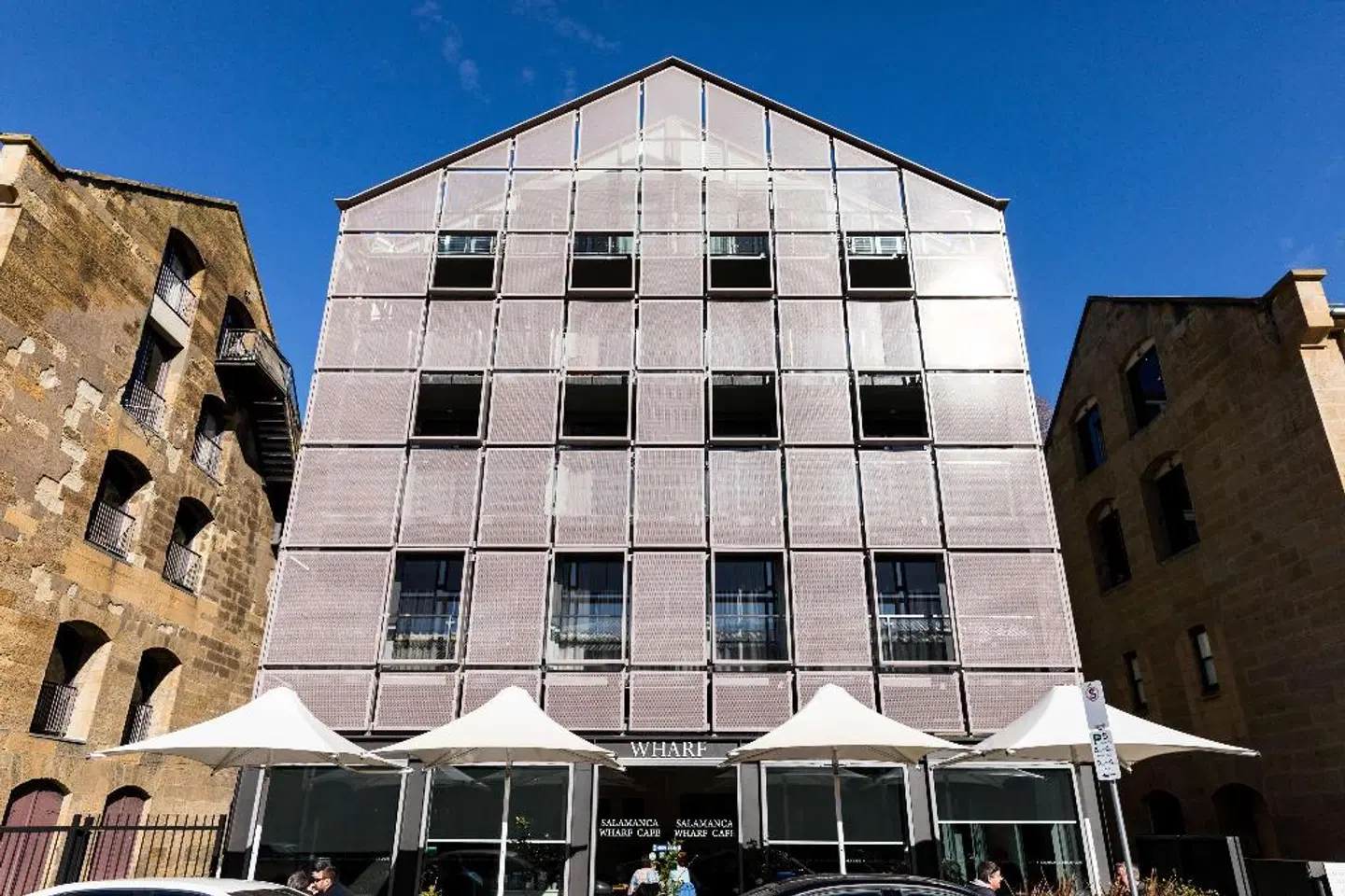 Salamanca Wharf Hotel EXTERIOR