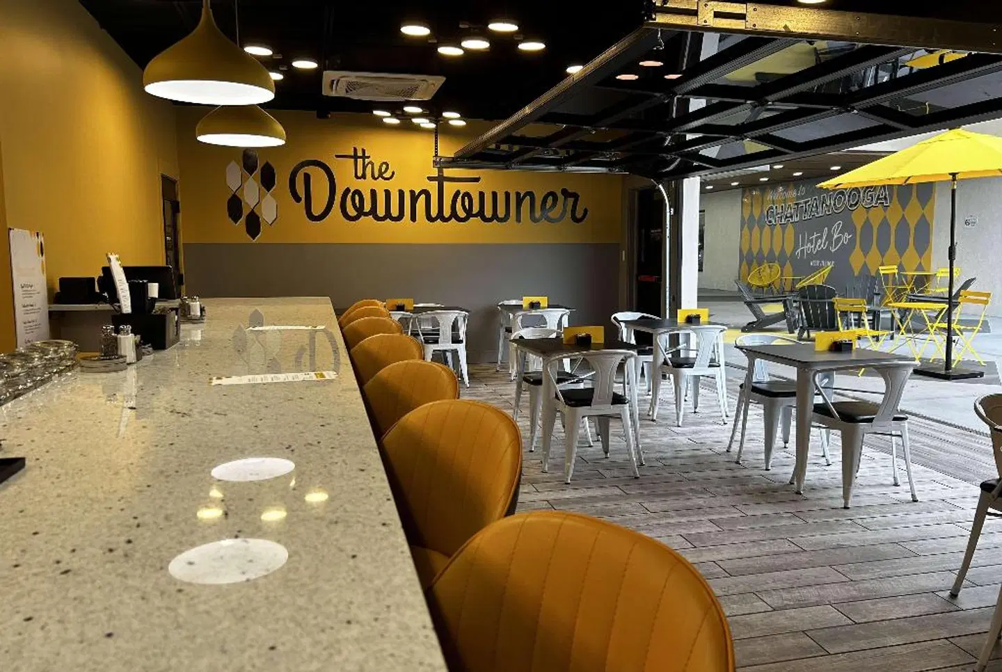 Hotel Bo, a Days Inn by Wyndham Chattanooga Downtown Bar