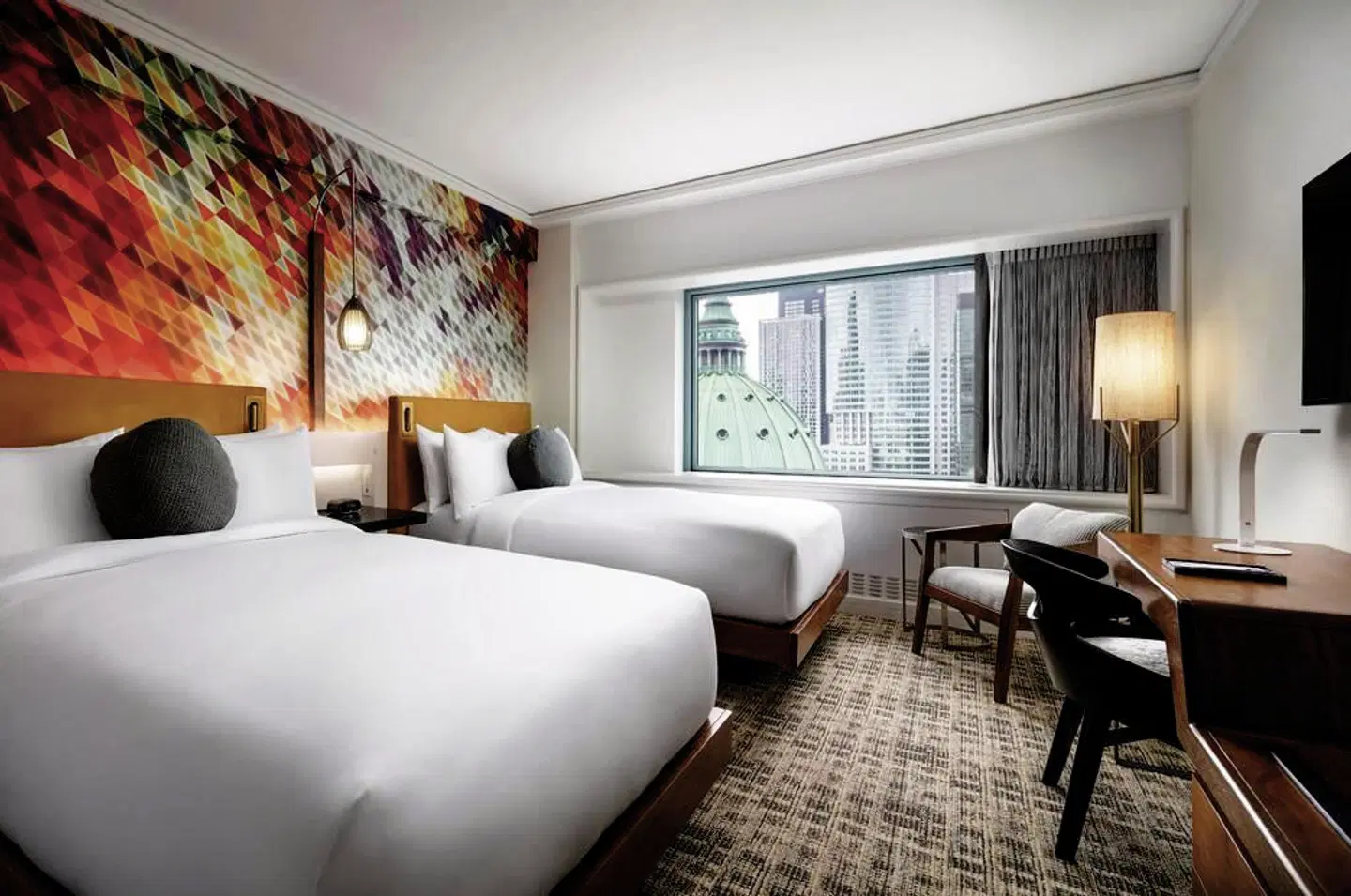 Fairmont The Queen Elizabeth ROOM_EXAMPLE