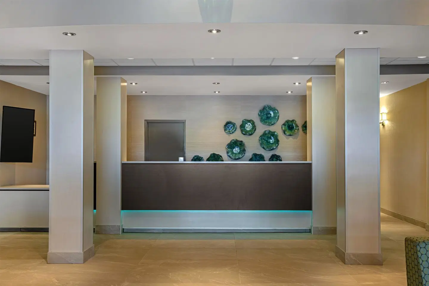 Best Western Plus Dartmouth Hotel & Suites LOUNGE_LOBBY