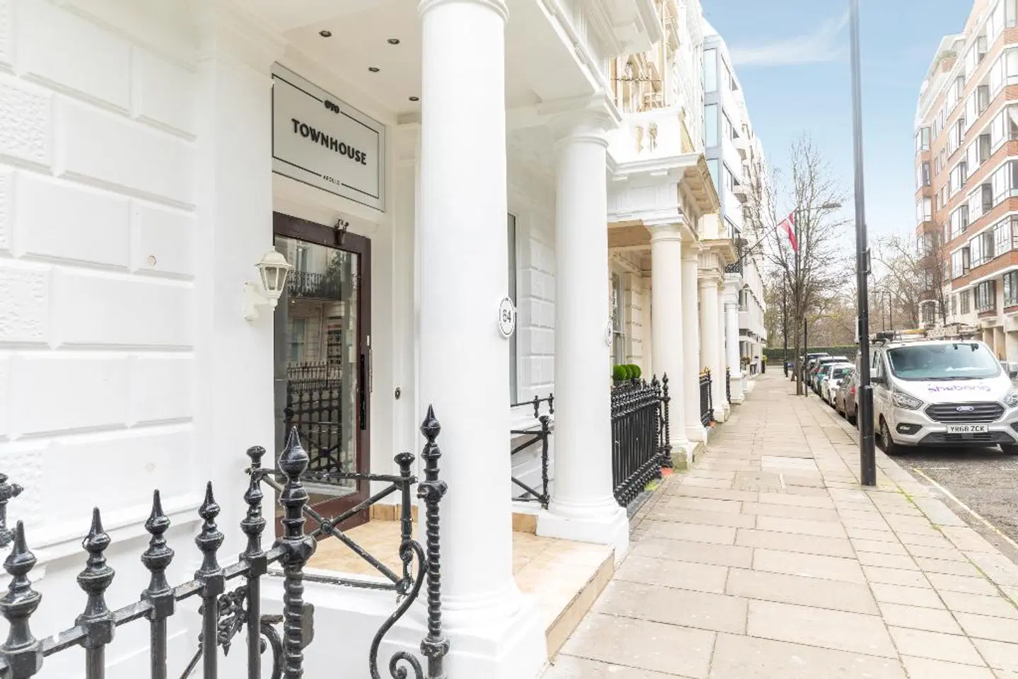 Apollo Hotel EXTERIOR