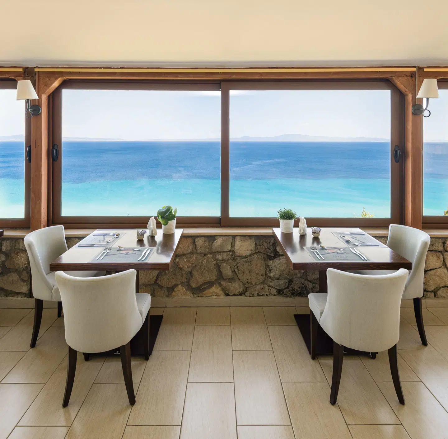 Blue Bay Hotel Restaurant