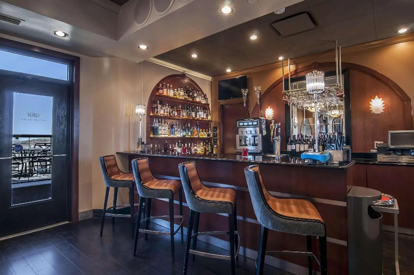 Hotel Alex Johnson Rapid City, Curio Collection by Hilton Bar