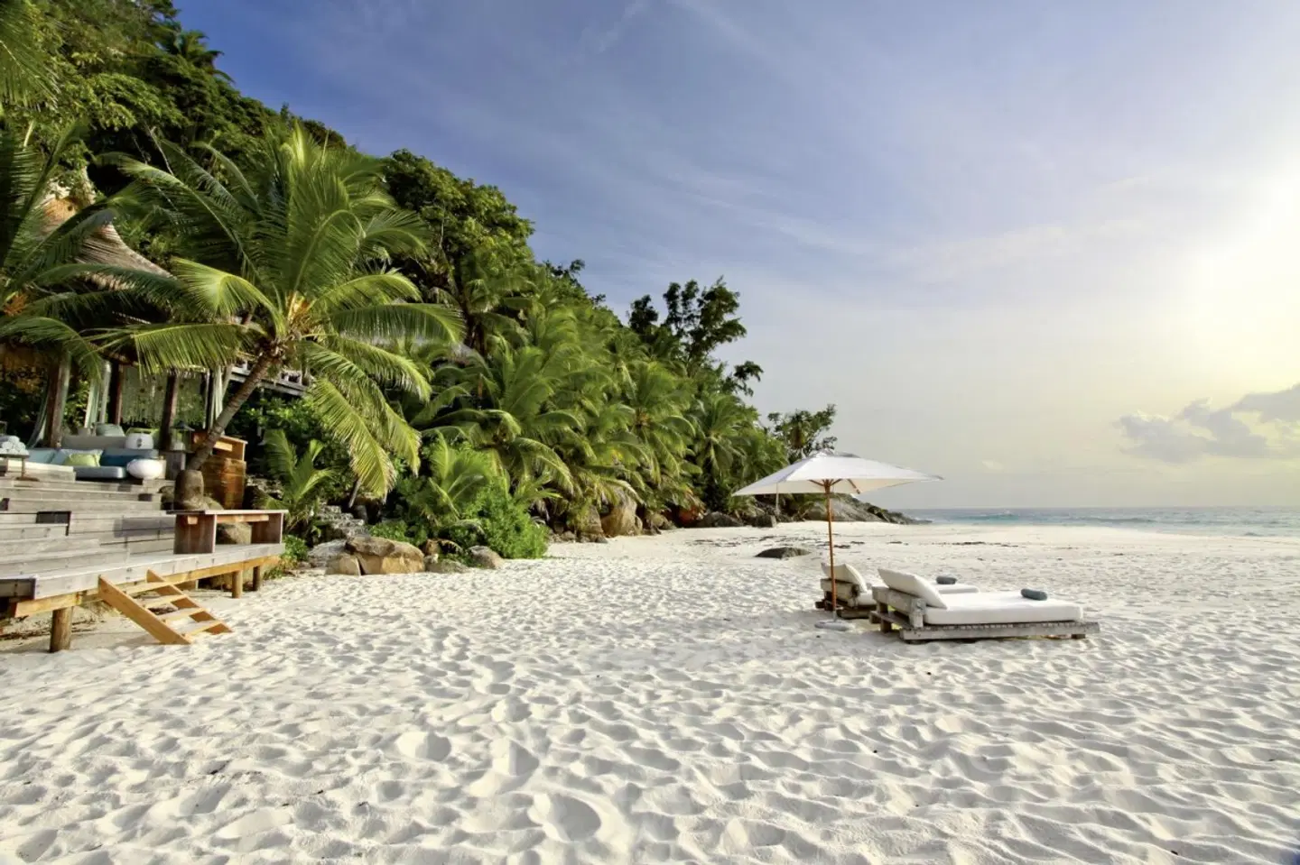 North Island, a Luxury Collection Resort, Seychelles Strand