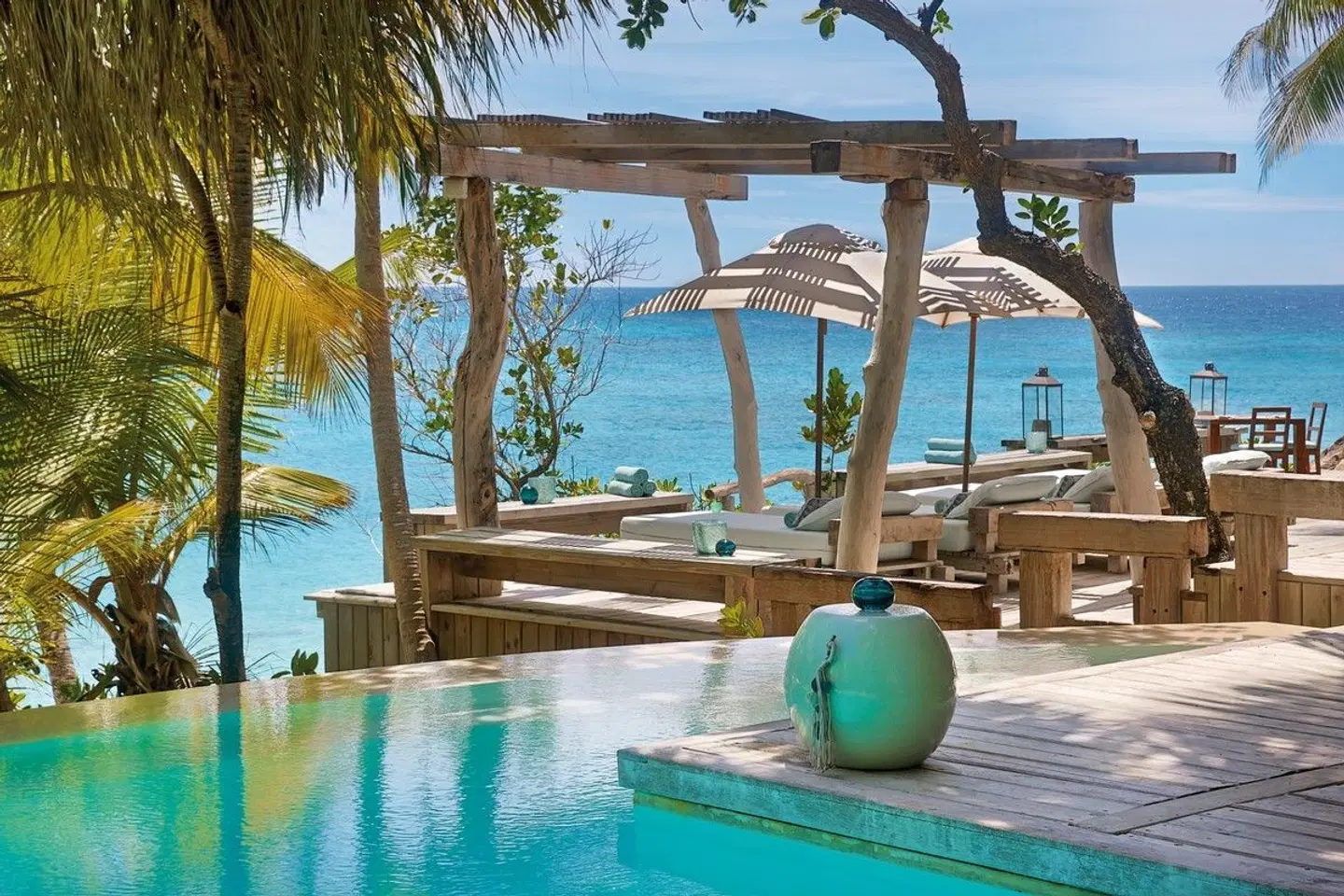 North Island, a Luxury Collection Resort, Seychelles OUTDOOR_POOL