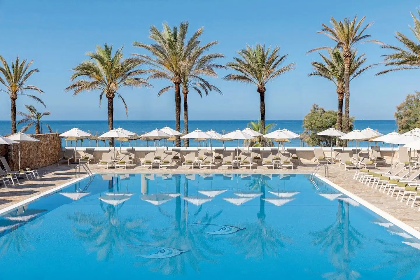 HM Gran Fiesta OUTDOOR_POOL