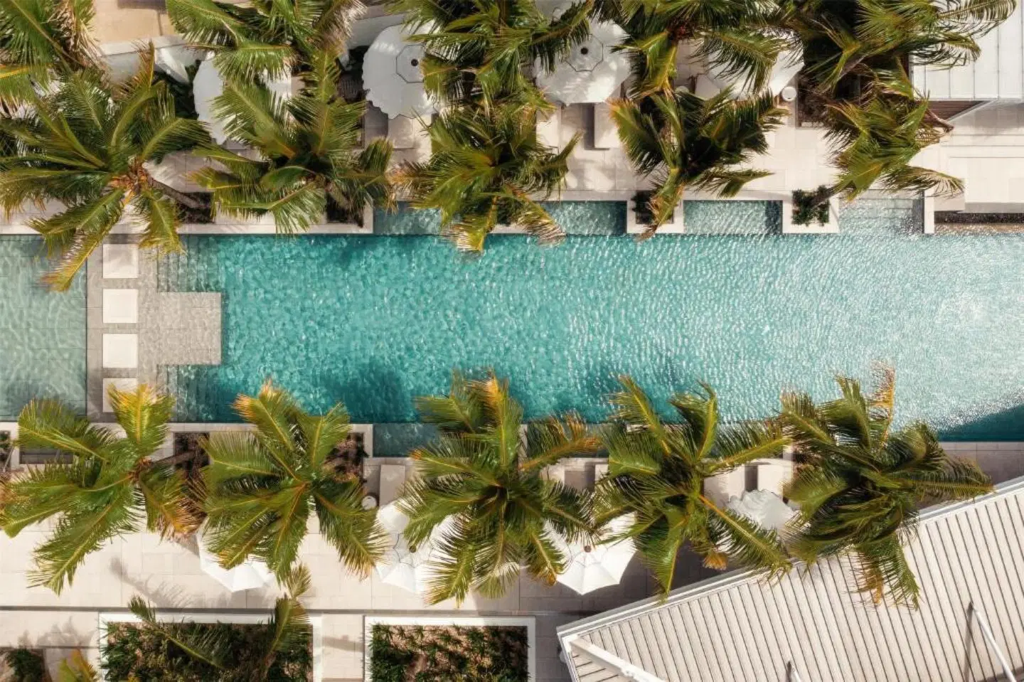 One & Only Le Saint Geran OUTDOOR_POOL