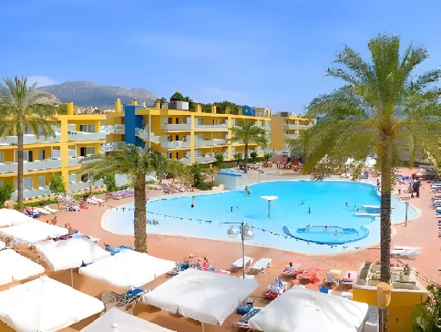 Apartamentos Turisticos Terralta OUTDOOR_POOL