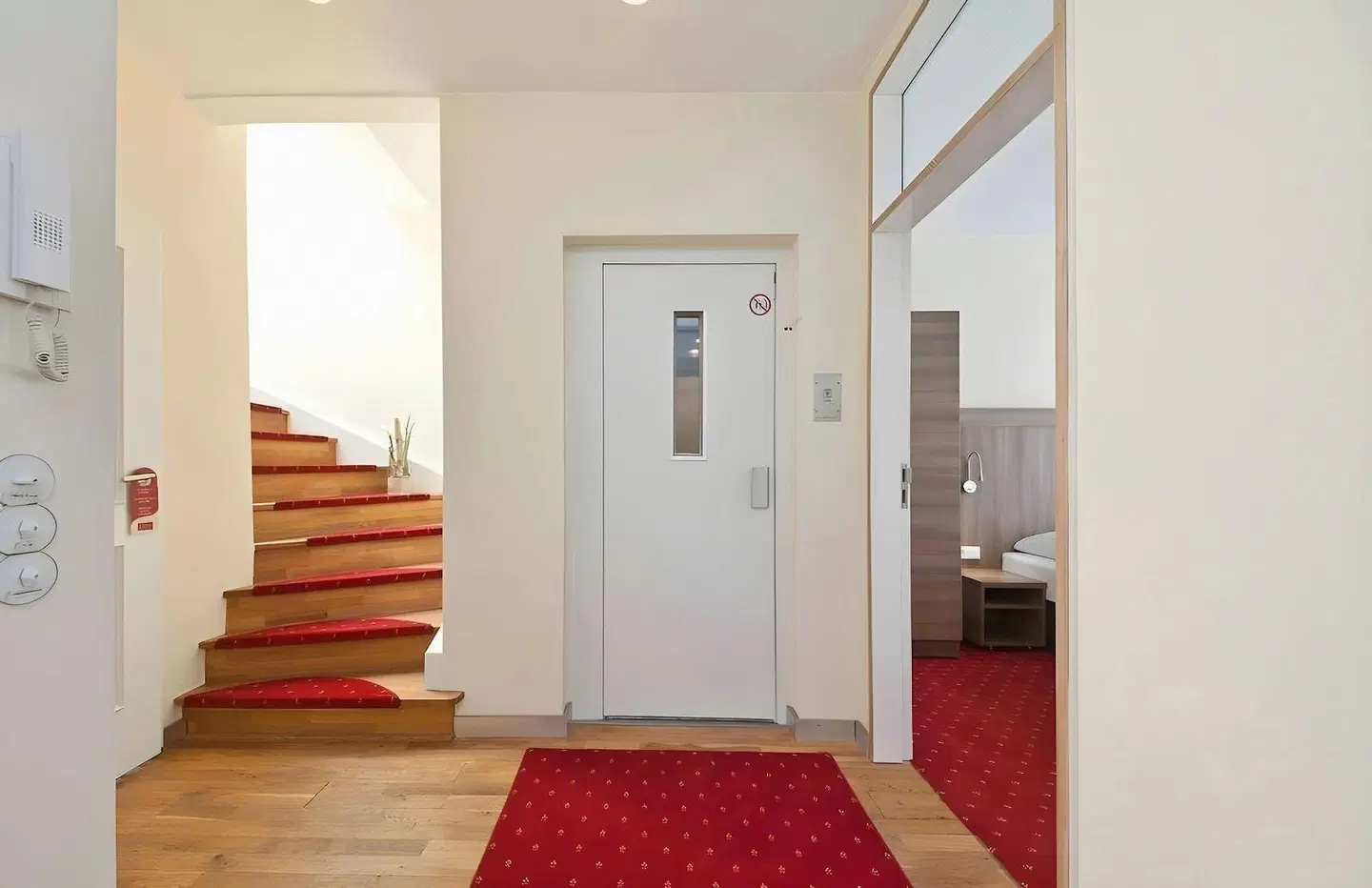 City Apart ROOM_EXAMPLE