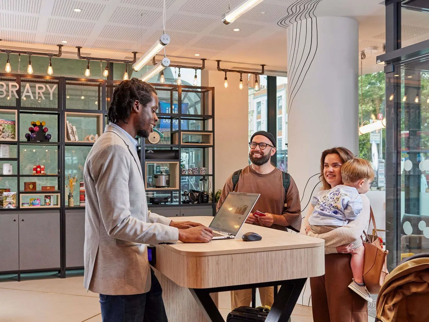 Aparthotel Adagio London City East PEOPLE