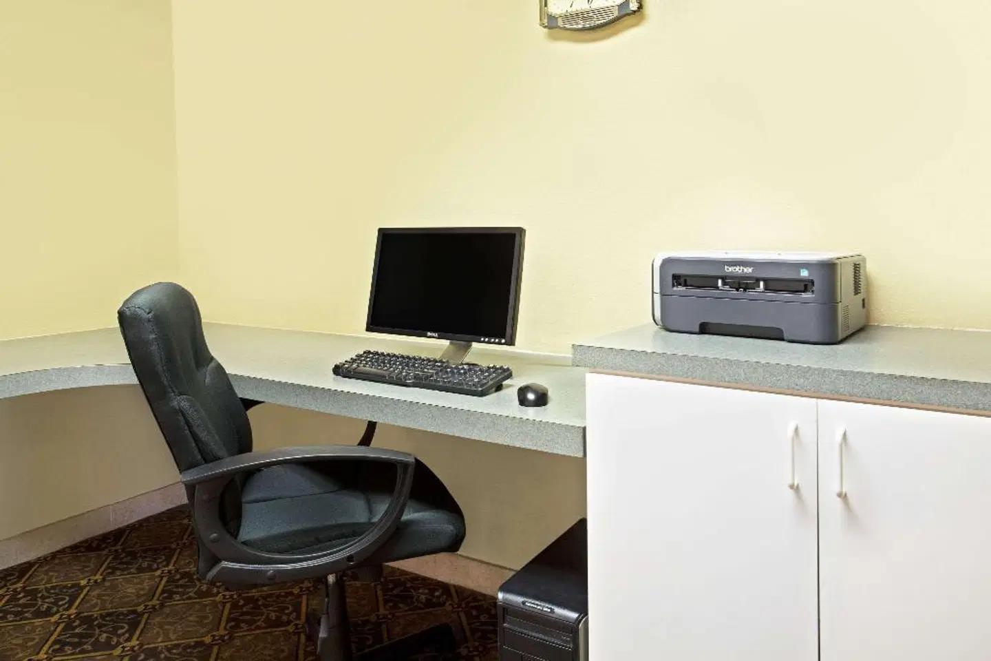 Days Inn by Wyndham Orlando Airport Florida Mall ROOM_EXAMPLE