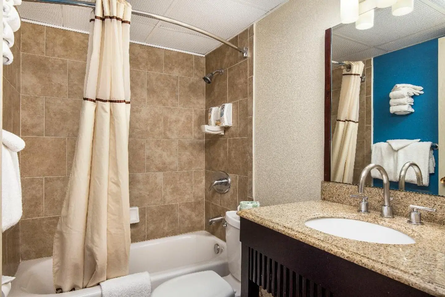 Andante Inn of Sedona Badezimmer