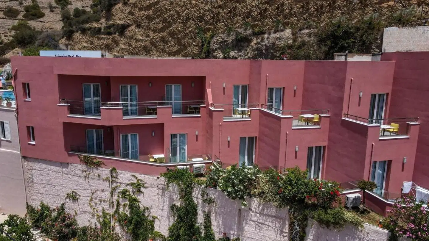 Petra Hotel EXTERIOR