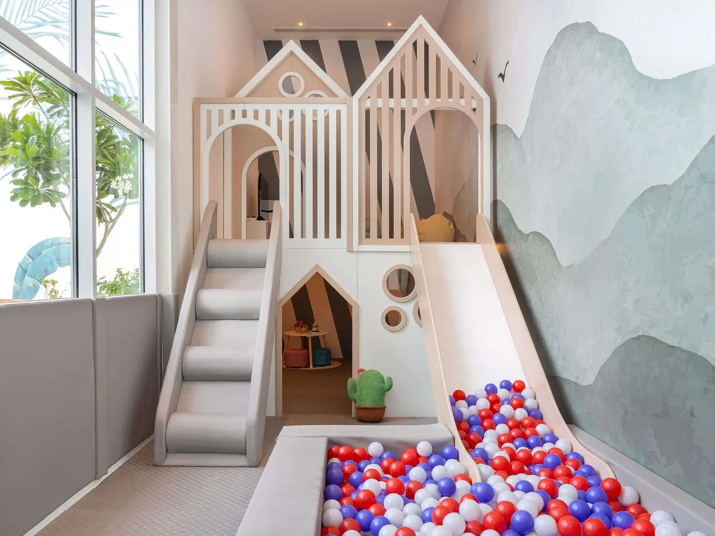 Novotel World Trade Centre Dubai Hotel ROOM_EXAMPLE