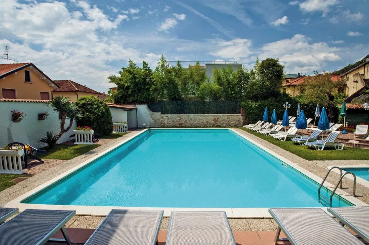 Maderno OUTDOOR_POOL