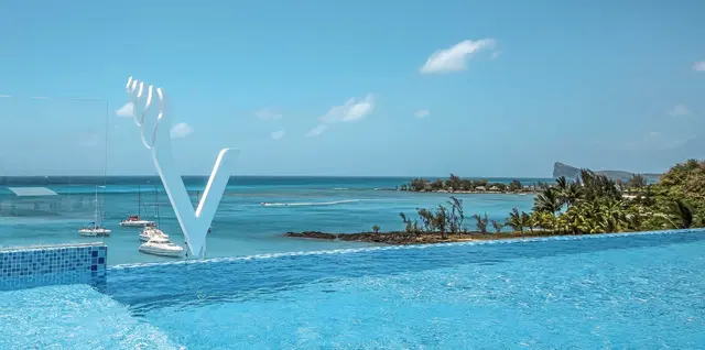 Ocean V Hotel LANDSCAPE