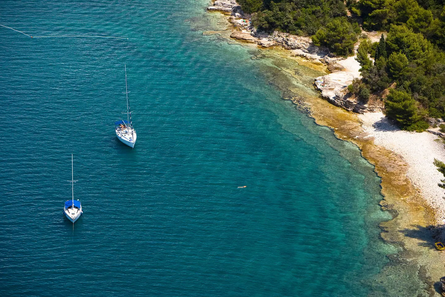 Brioni Sunny Camping Strand