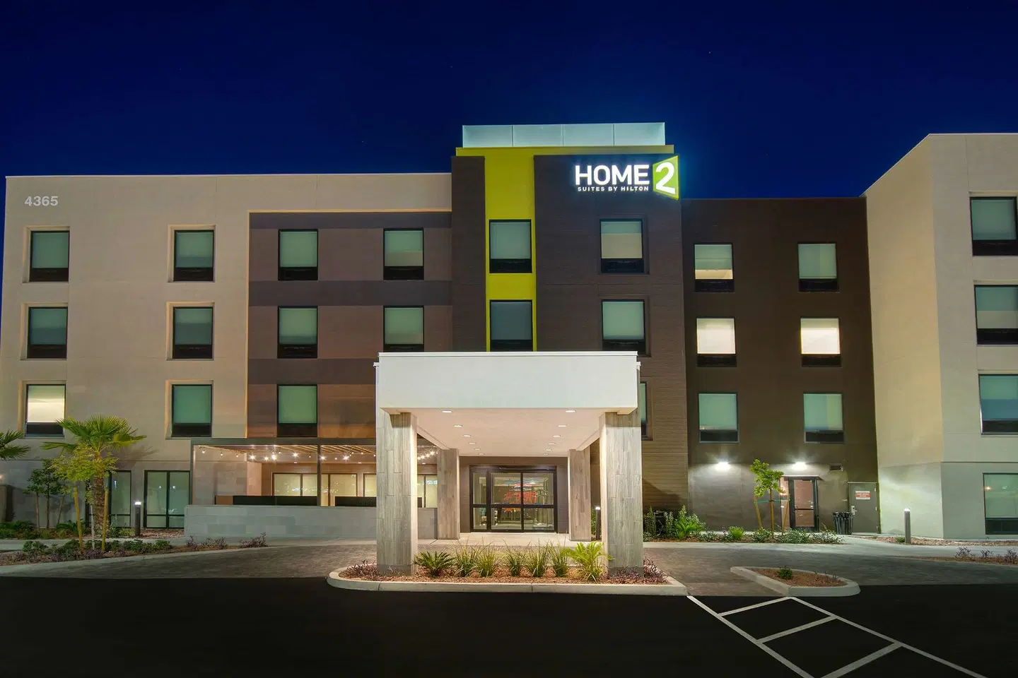 Home2 Suites by Hilton Las Vegas North EXTERIOR