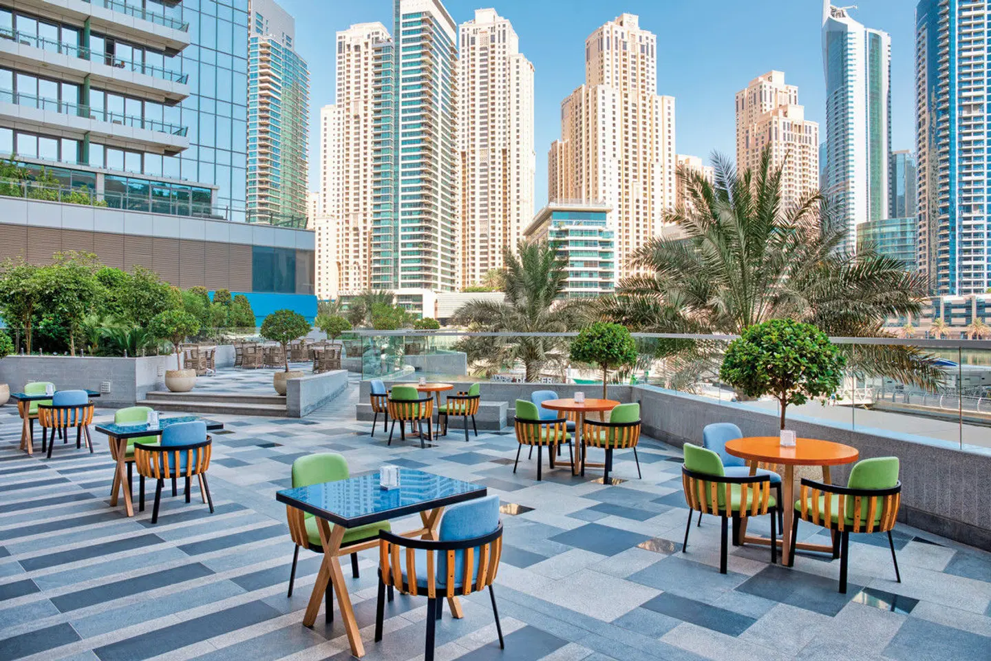 Crowne Plaza Dubai Marina Terrasse