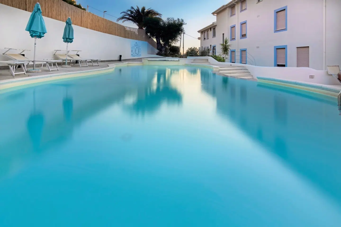 Best Western Hotel Blumarea OUTDOOR_POOL