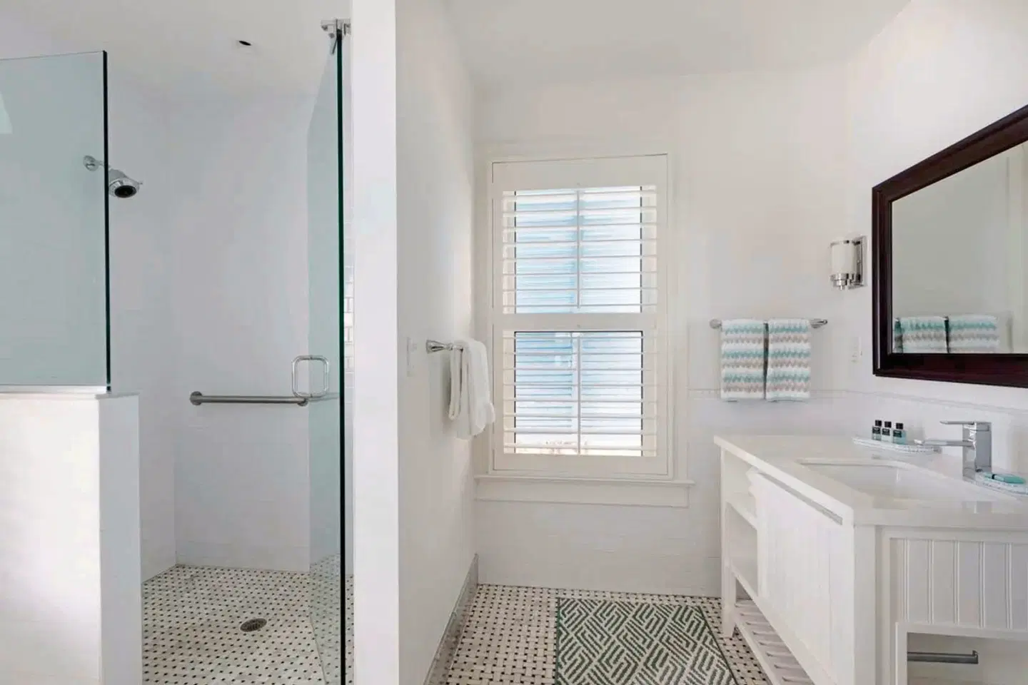 Capri Inn ROOM_EXAMPLE