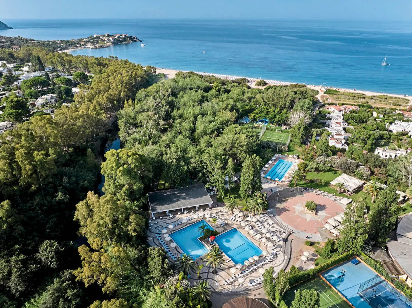 Calaserena Resort EXTERIOR