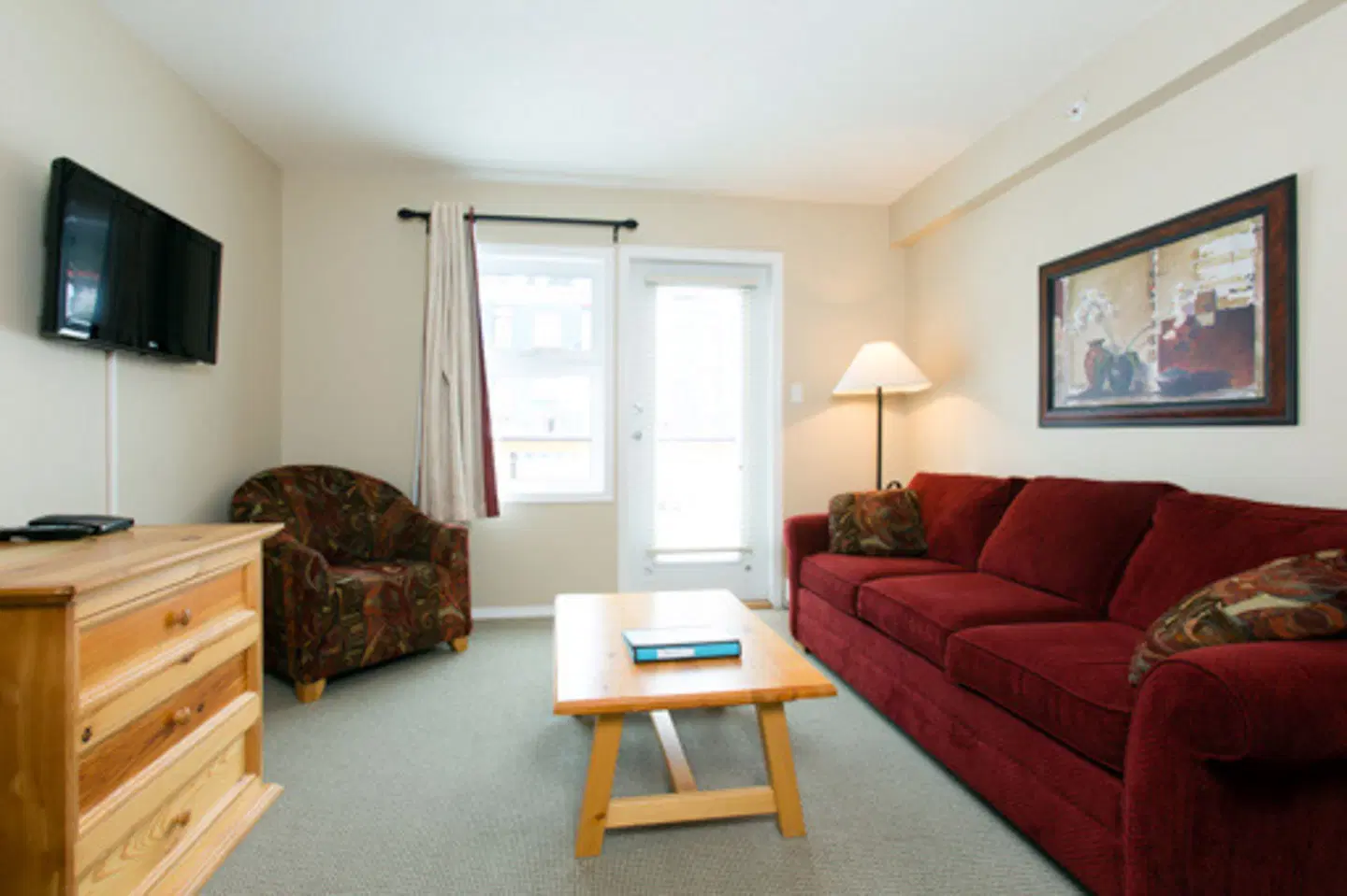 The Vance Creek Hotel & Conference Centre ROOM_EXAMPLE